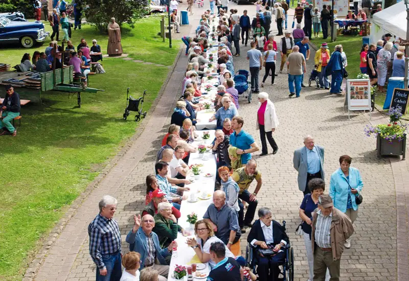 Faire Kaffeetafel in der Klosterstraße